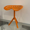 Tabouret Tracteur orange tripode Annees 70 Tabouret Tracteur orange tripode Annees 70