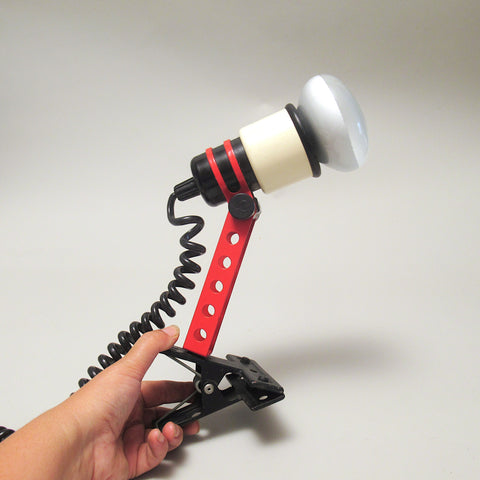 Lampe à pince noire et rouge Claude 1970