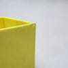 Pot à crayon Cubo jaune de Bruno Munari Olivetti Pot à crayon Cubo jaune de Bruno Munari Olivetti