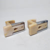 Paire de patères plastique et chrome Annees 1970 Paire de patères plastique et chrome Annees 1970