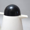 Cafetière isotherme blanc et noir Fulvio Minuti Guzzini Années 80 Cafetière isotherme blanc et noir Fulvio Minuti Guzzini Années 80