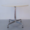 Reservé Table guéridon Aluminium Group Charles & Ray Eames Herman Miller annees 60 Reservé Table guéridon Aluminium Group Charles & Ray Eames Herman Miller annees 60