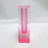 Vase en plexiglas rose Années 70 Vase en plexiglas rose Années 70