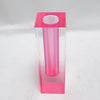 Vase en plexiglas rose Années 70 Vase en plexiglas rose Années 70