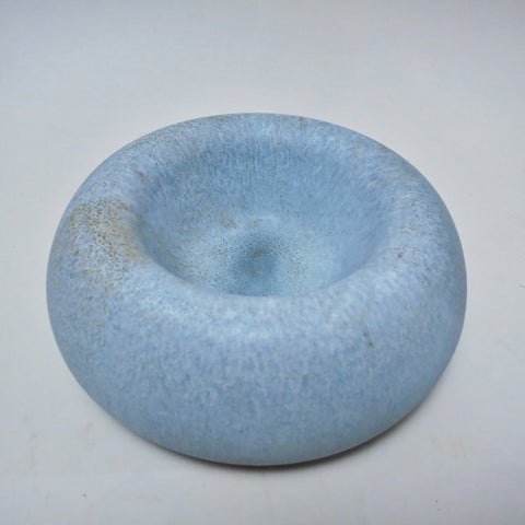 Reservé JLD Cendrier en céramique bleue Franco Bucci Laboratorio Pesaro 1960s