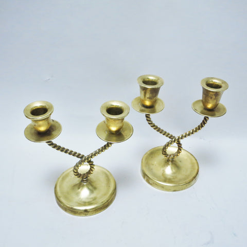 Paire de chandeliers en laiton années 40