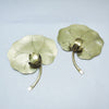 Paire d'appliques feuilles de Lotus laiton années 70 Paire d'appliques feuilles de Lotus laiton années 70