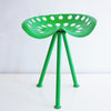 Tabouret Tracteur vert tripode Annees 70 Tabouret Tracteur vert tripode Annees 70