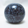 Petit Vase boule noir moucheté Années 80 Petit Vase boule noir moucheté Années 80