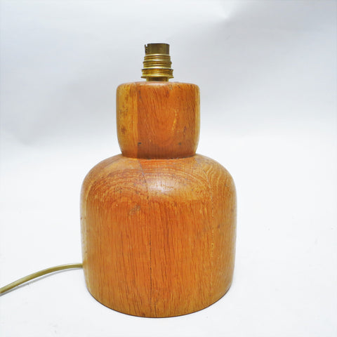 Lampe brutaliste en bois massif Années 70