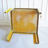 Table basse en fibre de verre jaune Années 70 Table basse en fibre de verre jaune Années 70