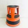Tabouret-Marche-pied roulant orange Kik Step Années 70 Tabouret-Marche-pied roulant orange Kik Step Années 70