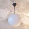 Suspension boule en verre givré Lita Années 70 Suspension boule en verre givré Lita Années 70