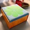 Coffre-pouf à fleur Terence Conran Prisunic 1968