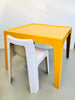 Table fibre de verre jaune Kostka Années 70