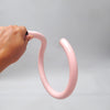 Patère porte-serviette en métal rose Années 80