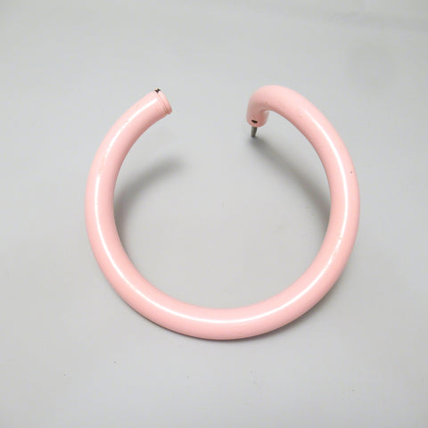 Patère porte-serviette en métal rose Années 80