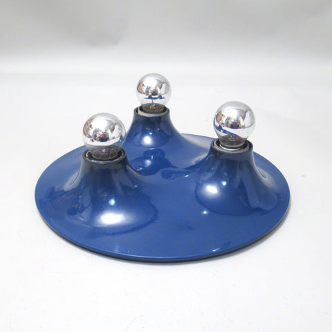 Triteti bleu Vico Magistretti Artemide