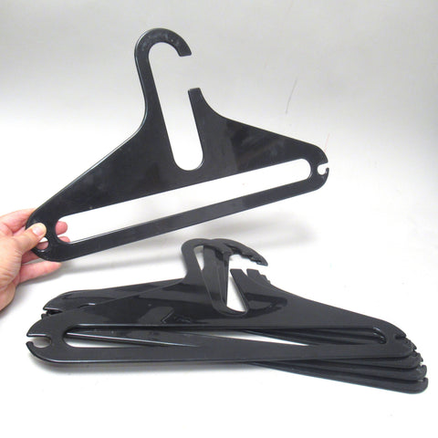 Cintre noir Danilo Silvestrin