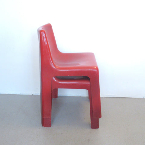 Paire de chaises en fibre de verre rouge années 70