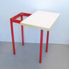 Table pliante à quadrillage rouge Années 80