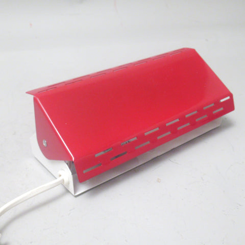 Applique moderniste à volet pivotant rouge Années 80