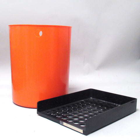 Corbeille orange Roger Tallon Art et Bureau