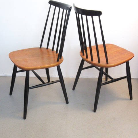 Paire de chaises suédoises Fanett Ilmari Tapiovaara 1960