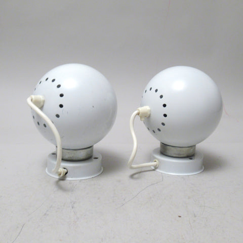 Paires d'appliques boules blanches Reggiani Années 60