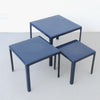 Trois tables gigogne en fibre de verre bleu Années 70