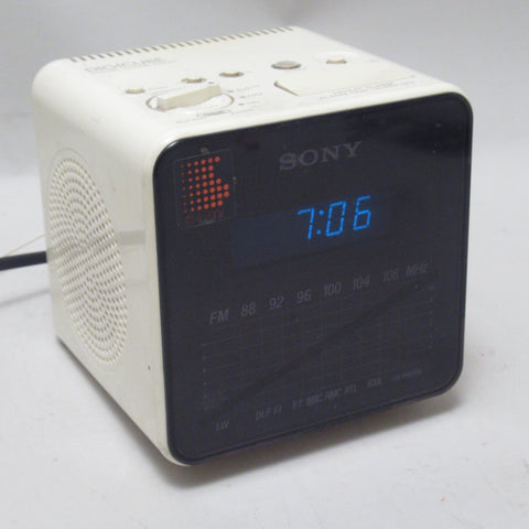 Radio Reveil Digicube Sony Années 80/90