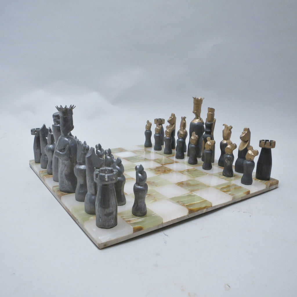 Pions de jeu d'échecs en plomb