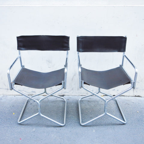 Paire de fauteuils modernistes en cuir Années 70