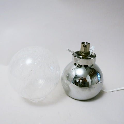 Lampe boule chrome et verre bulbé  Années 70