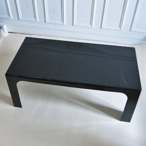 Table basse noire en fibre de verre Marc Berthier Prisunic