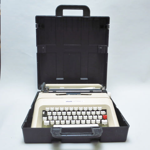 Machine à écrire Lettera 35 Mario Bellini Olivetti