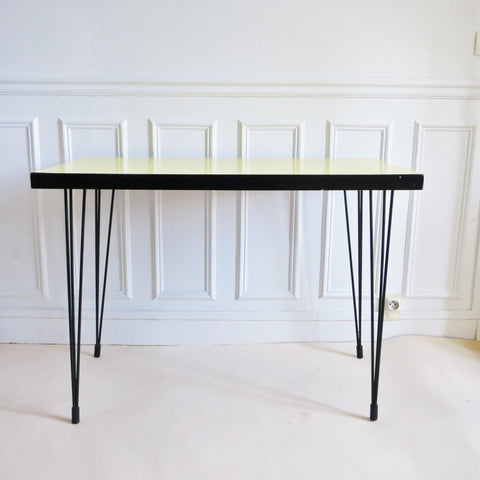 Table de bistrot rectangulaire Formica jaune
