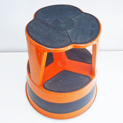 Tabouret-Marche-pied roulant orange Kik Step Années 70