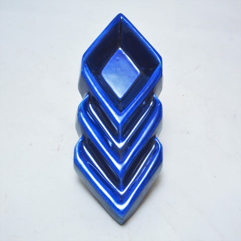 Vide-poche flèche en ceramique bleu 1970
