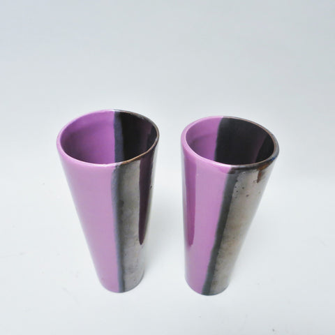 Deux petits vases cornets bicolores Vallauris Années 50